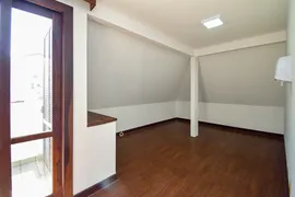 Casa com 1 Quarto à venda, 405m² no Tarumã, Curitiba - Foto 46