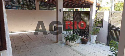 Casa de Condomínio com 4 Quartos à venda, 175m² no  Vila Valqueire, Rio de Janeiro - Foto 1