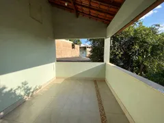 Casa com 5 Quartos para alugar, 180m² no São Gotardo, Contagem - Foto 9