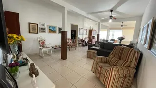 Casa com 4 Quartos à venda, 250m² no Sambaqui, Florianópolis - Foto 2