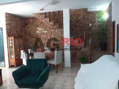 Casa de Vila com 3 Quartos à venda, 192m² no Praça Seca, Rio de Janeiro - Foto 3