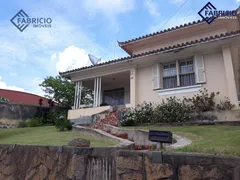 Casa com 3 Quartos à venda, 202m² no Centro, Vinhedo - Foto 2