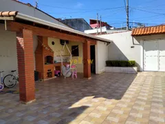 Casa com 3 Quartos à venda, 219m² no Jardim São Francisco, Mogi das Cruzes - Foto 1