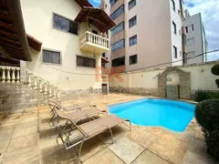 Casa com 4 Quartos à venda, 546m² no Castelo, Belo Horizonte - Foto 2