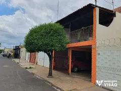 Casa com 3 Quartos à venda, 133m² no Parque São Geraldo, Uberaba - Foto 1