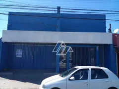 Galpão / Depósito / Armazém para venda ou aluguel, 250m² no Nucleo Habitacional Nova Marilia, Marília - Foto 1