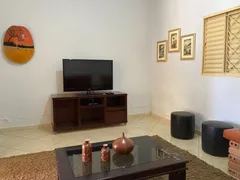 Casa com 4 Quartos para alugar, 232m² no Centro, Aruanã - Foto 18