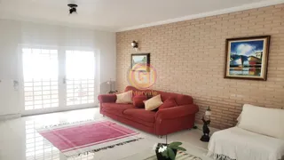 Casa com 3 Quartos à venda, 250m² no Cidade Jardim, Jacareí - Foto 1