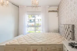 Apartamento com 2 Quartos à venda, 79m² no Passo da Areia, Porto Alegre - Foto 13