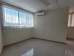 Conjunto Comercial / Sala para alugar, 24m² no Saraiva, Uberlândia - Foto 2