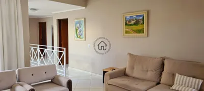 Casa com 3 Quartos à venda, 220m² no Jardim Miriam, Vinhedo - Foto 6