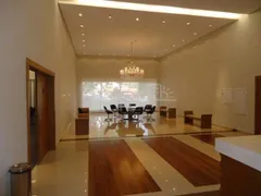 Conjunto Comercial / Sala para venda ou aluguel, 210m² no Vila Itapura, Campinas - Foto 12