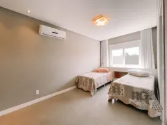 Casa de Condomínio com 4 Quartos à venda, 2202m² no Condominio Enseada Lagos de Xangri La, Xangri-lá - Foto 12