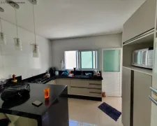 Casa Comercial com 3 Quartos para alugar, 280m² no Vila Jardini, Sorocaba - Foto 71