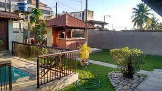 Casa com 3 Quartos à venda, 300m² no Laranjal, São Gonçalo - Foto 1