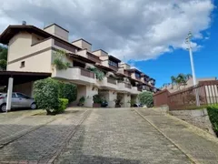 Casa de Condomínio com 3 Quartos à venda, 167m² no Tristeza, Porto Alegre - Foto 2