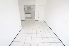Apartamento com 3 Quartos para alugar, 70m² no Fátima, Fortaleza - Foto 10
