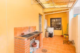 Casa com 4 Quartos à venda, 225m² no Passo da Areia, Porto Alegre - Foto 4