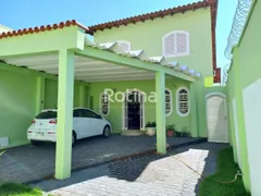 Casa com 5 Quartos à venda, 277m² no Osvaldo Rezende, Uberlândia - Foto 1