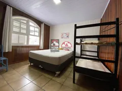 Casa com 4 Quartos para alugar, 236m² no Indaiá, Caraguatatuba - Foto 10