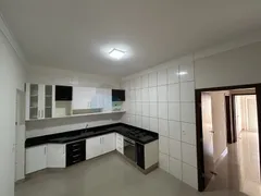 Apartamento com 2 Quartos à venda, 80m² no Vila Santa Cruz, Franca - Foto 3