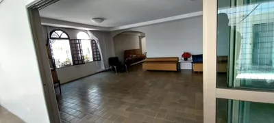 Casa com 4 Quartos à venda, 240m² no Hipódromo, Recife - Foto 13