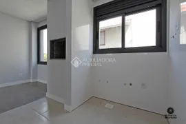 Apartamento com 2 Quartos à venda, 60m² no Passo da Areia, Porto Alegre - Foto 6