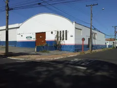 Loja / Salão / Ponto Comercial para venda ou aluguel, 1357m² no Jardim Quitandinha, Araraquara - Foto 1