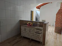 Casa com 3 Quartos à venda, 170m² no Vila São José, Taubaté - Foto 12