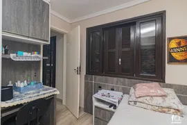 Casa com 5 Quartos à venda, 227m² no Guarani, Novo Hamburgo - Foto 8