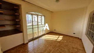 Casa com 2 Quartos à venda, 297m² no Santa Mônica, Uberlândia - Foto 1