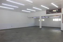 Loja / Salão / Ponto Comercial para alugar, 130m² no Bingen, Petrópolis - Foto 1