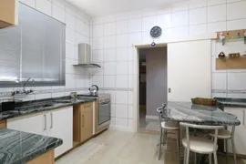 Casa com 3 Quartos à venda, 217m² no Cristo Rei, São Leopoldo - Foto 4