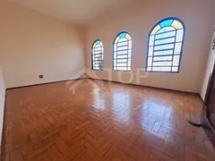 Casa com 3 Quartos à venda, 144m² no Jardim Tangará, São Carlos - Foto 4