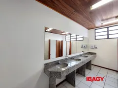 Conjunto Comercial / Sala para alugar, 1213m² no Estreito, Florianópolis - Foto 72