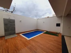 Casa com 3 Quartos à venda, 213m² no Jardim Karaíba, Uberlândia - Foto 25