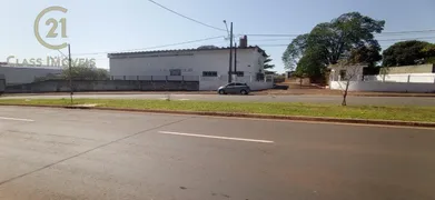Galpão / Depósito / Armazém para alugar, 333m² no Industrias Leves, Londrina - Foto 1
