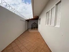 Casa com 3 Quartos à venda, 117m² no Tubalina, Uberlândia - Foto 4