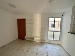 Apartamento com 2 Quartos para alugar, 40m² no Abrantes, Camaçari - Foto 3