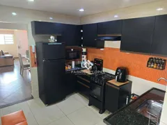 Casa de Condomínio com 2 Quartos à venda, 100m² no Parque Santo Antônio, Jacareí - Foto 1