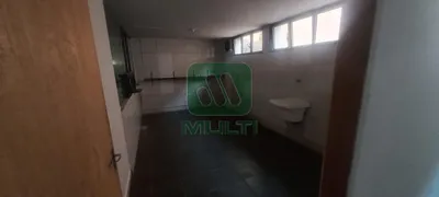 Casa com 4 Quartos para alugar, 300m² no Martins, Uberlândia - Foto 25