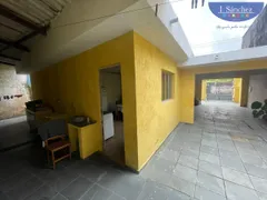 Casa com 2 Quartos para alugar, 90m² no Vila Ursulina, Itaquaquecetuba - Foto 5