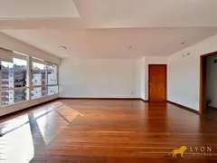 Apartamento com 2 Quartos à venda, 110m² no Petrópolis, Porto Alegre - Foto 17