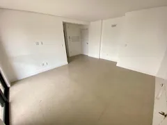 Apartamento com 2 Quartos à venda, 66m² no Sao Joao, Itajaí - Foto 3