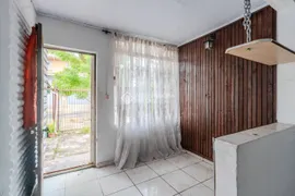 Casa com 4 Quartos à venda, 271m² no Santa Maria Goretti, Porto Alegre - Foto 11