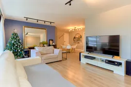 Apartamento com 4 Quartos à venda, 155m² no Água Verde, Curitiba - Foto 2