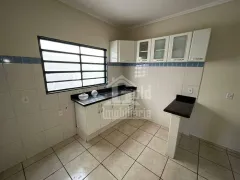 Casa com 3 Quartos para venda ou aluguel, 90m² no Vila Tibério, Ribeirão Preto - Foto 12