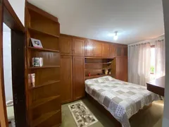 Casa com 3 Quartos à venda, 177m² no Bucarein, Joinville - Foto 7