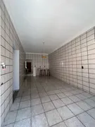 Casa com 6 Quartos para alugar, 330m² no Jardim Santo Antônio, Goiânia - Foto 5