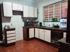 Casa com 3 Quartos à venda, 144m² no Vila Cardia, Bauru - Foto 3